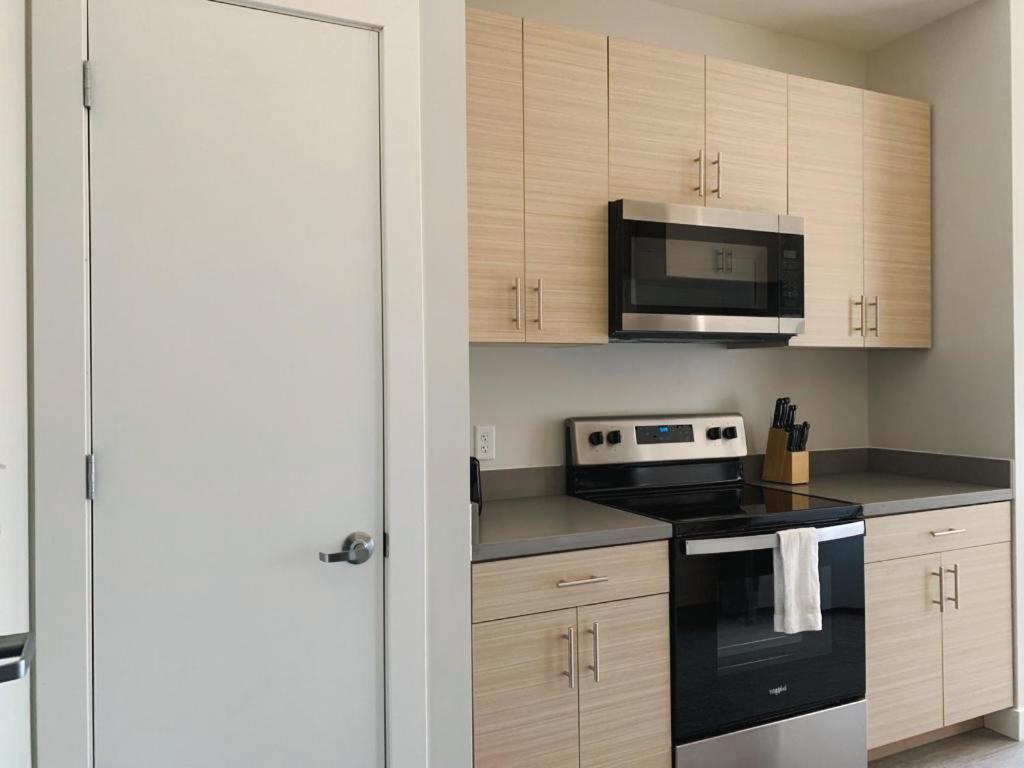 Sleepover Studio Apartments 得梅因 外观 照片
