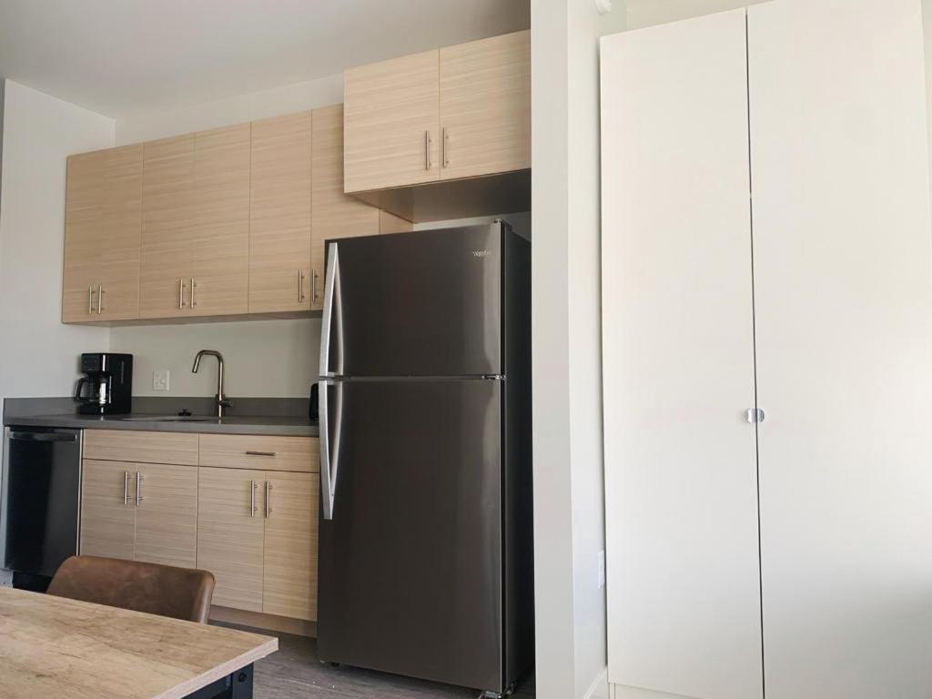 Sleepover Studio Apartments 得梅因 外观 照片