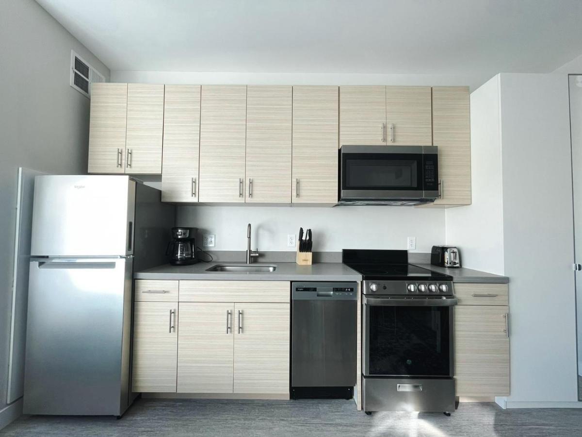 Sleepover Studio Apartments 得梅因 外观 照片